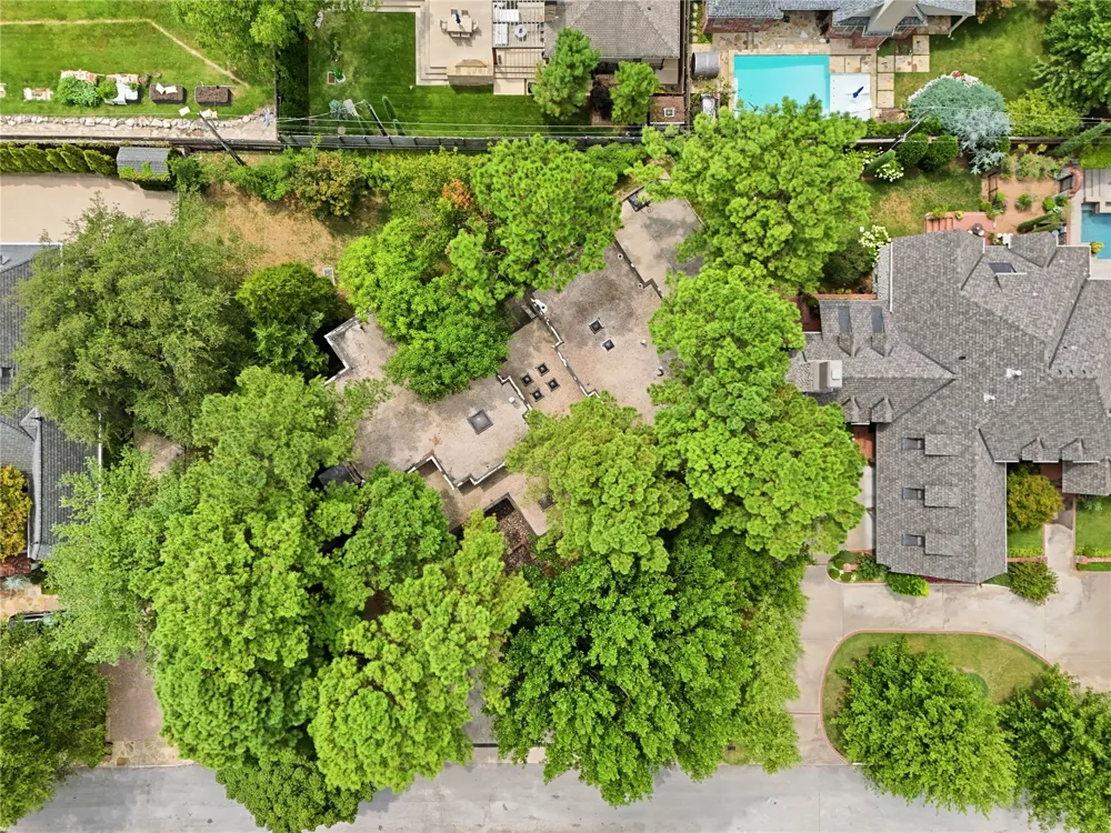 2624 E 33rd Street Tulsa, OK 74105