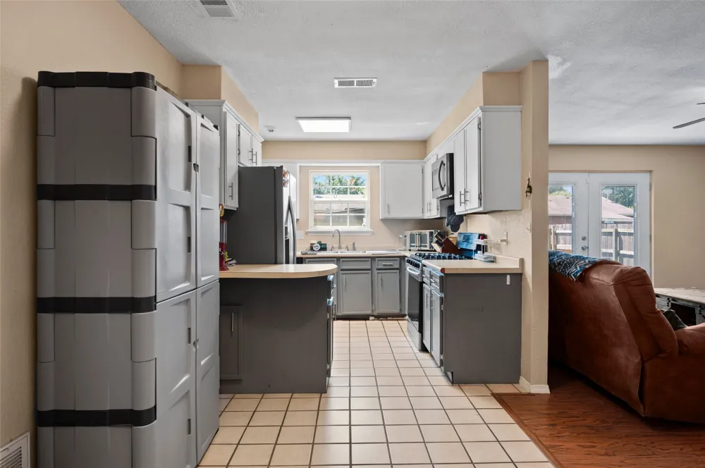 1372 E 142nd Street Glenpool, OK 74033