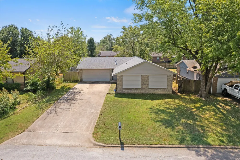 1372 E 142nd Street Glenpool, OK 74033