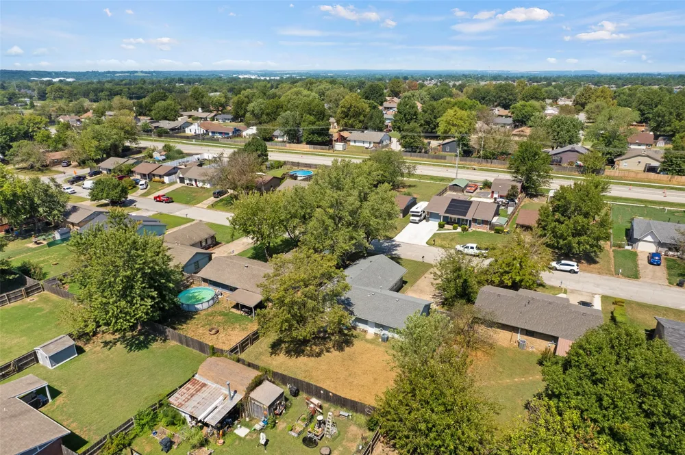 1372 E 142nd Street Glenpool, OK 74033