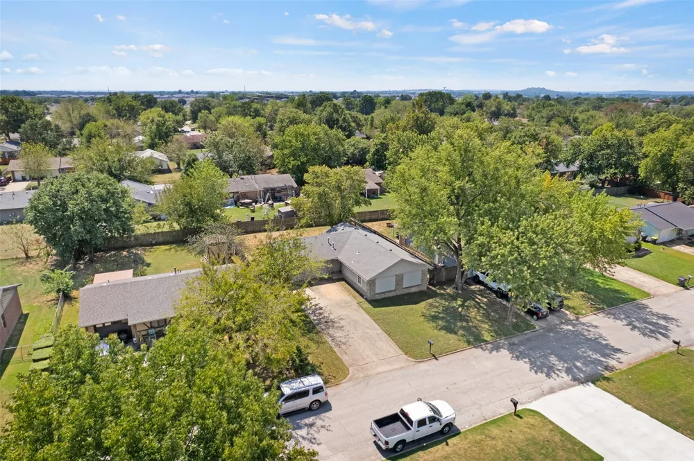 1372 E 142nd Street Glenpool, OK 74033