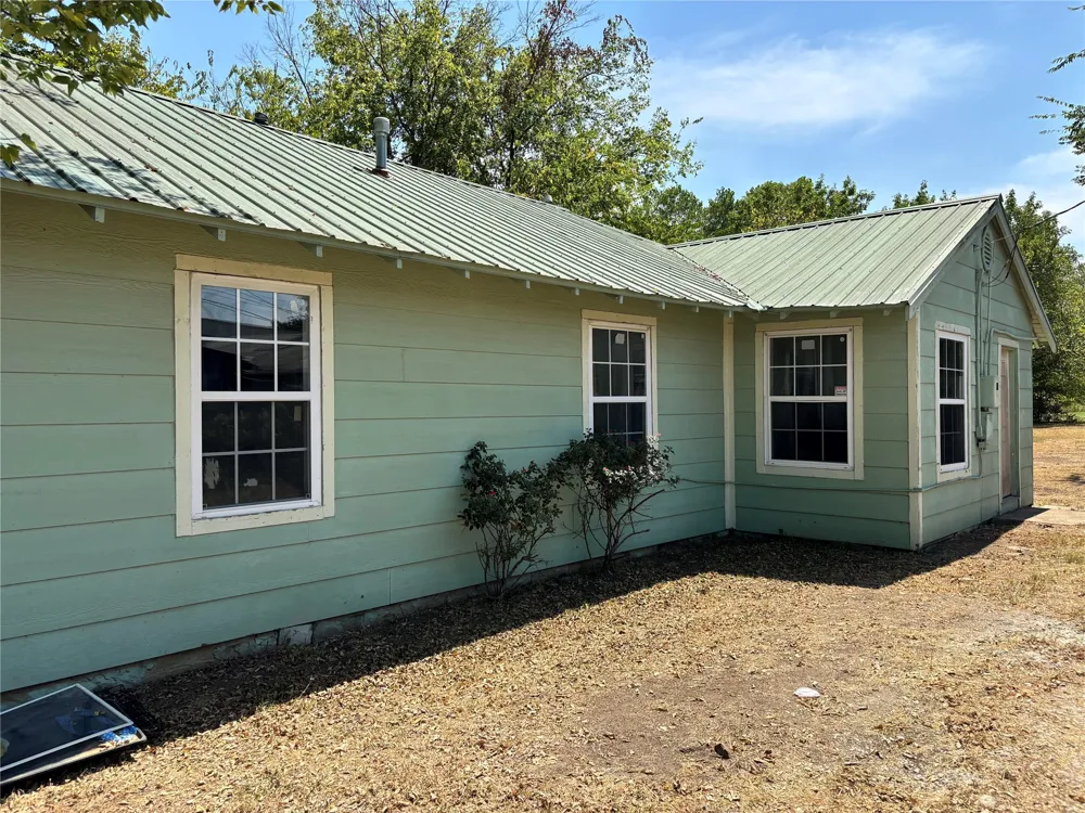 5524 E Tecumseh Street Tulsa, OK 74115