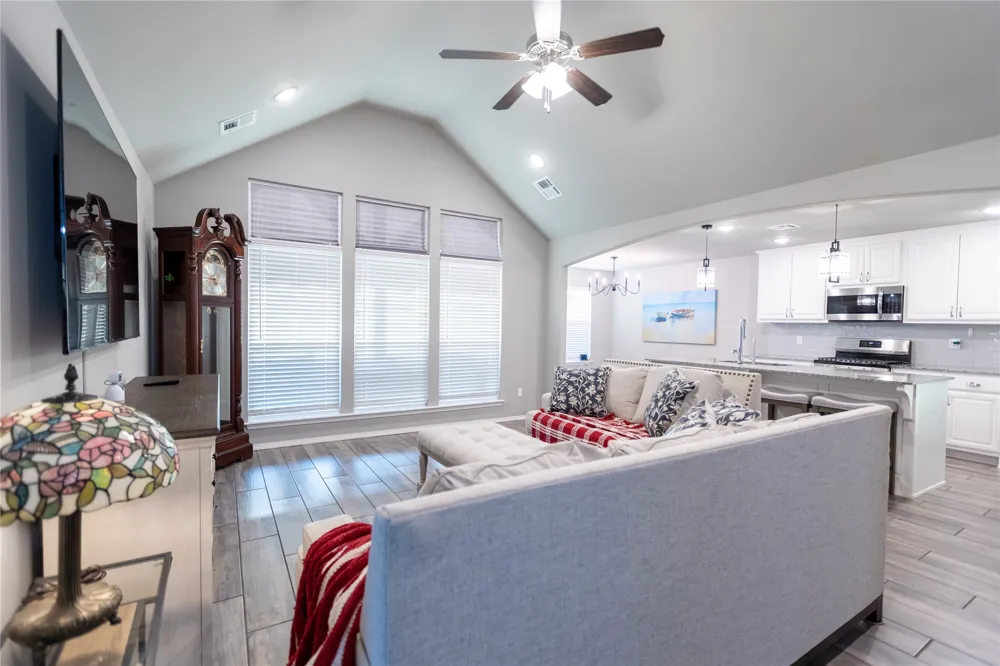 10216 S 232nd Avenue E Broken Arrow, OK 74014