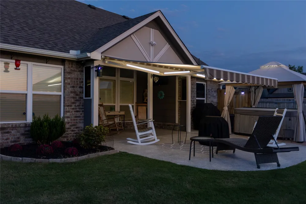 10216 S 232nd Avenue E Broken Arrow, OK 74014