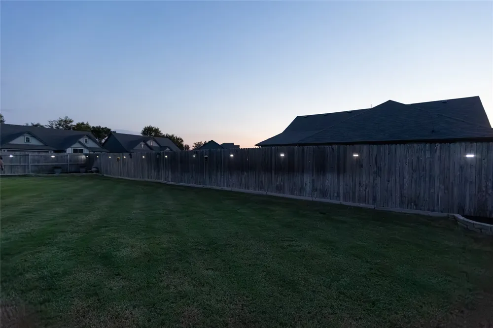 10216 S 232nd Avenue E Broken Arrow, OK 74014