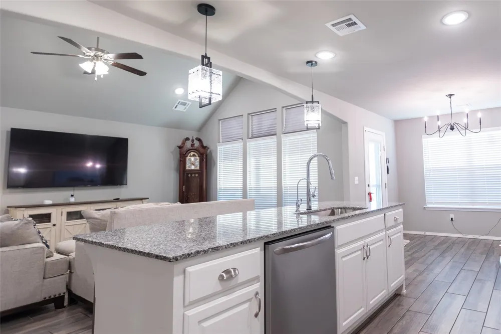 10216 S 232nd Avenue E Broken Arrow, OK 74014