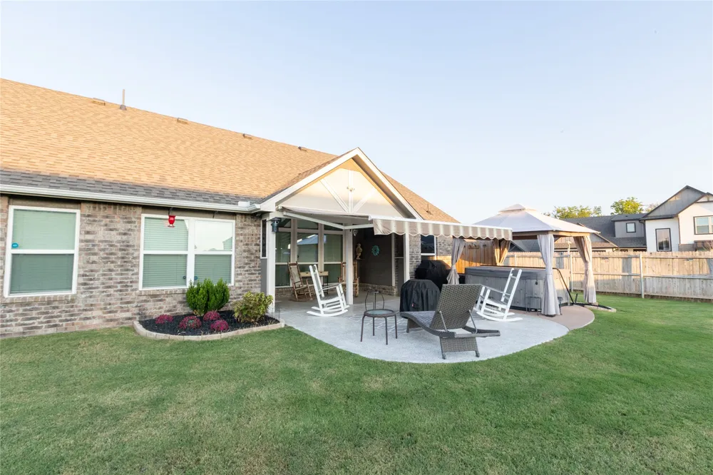 10216 S 232nd Avenue E Broken Arrow, OK 74014