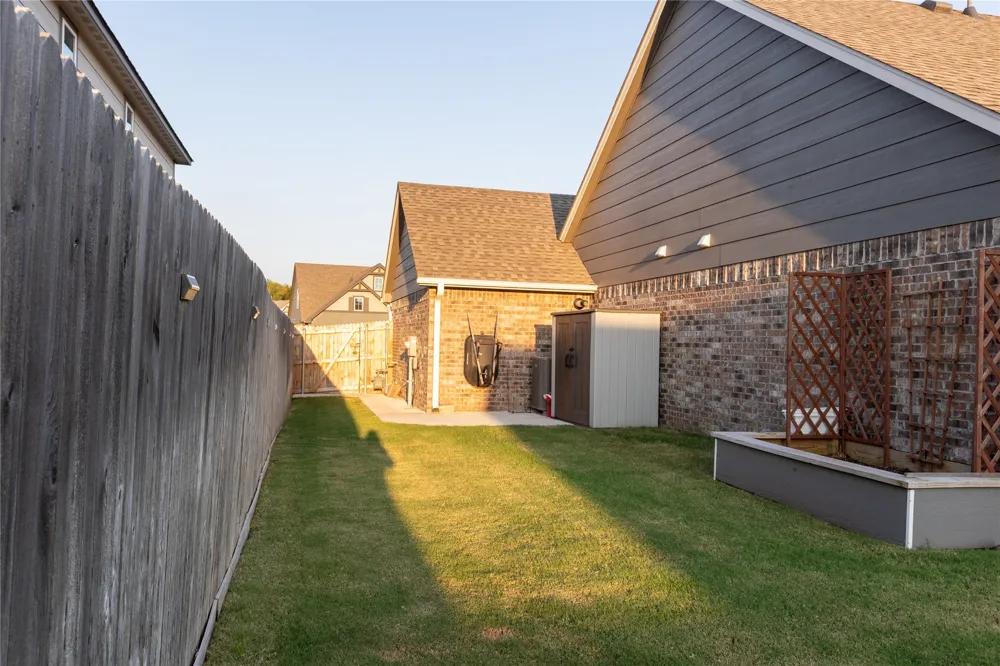 10216 S 232nd Avenue E Broken Arrow, OK 74014