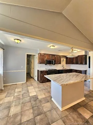 6008 E 56th Place Tulsa, OK 74135