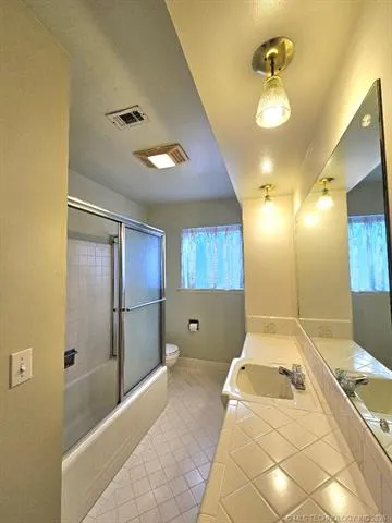 6008 E 56th Place Tulsa, OK 74135
