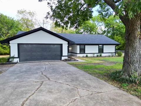 206 Crownpoint Drive
