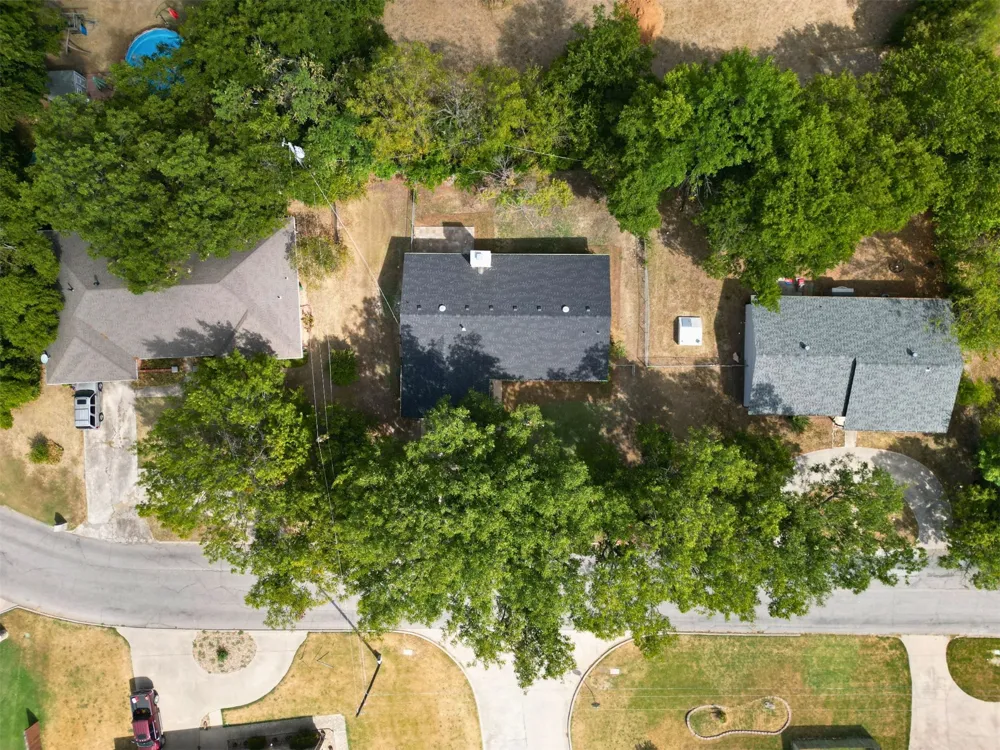 206 Crownpoint Drive Ada, OK 74820