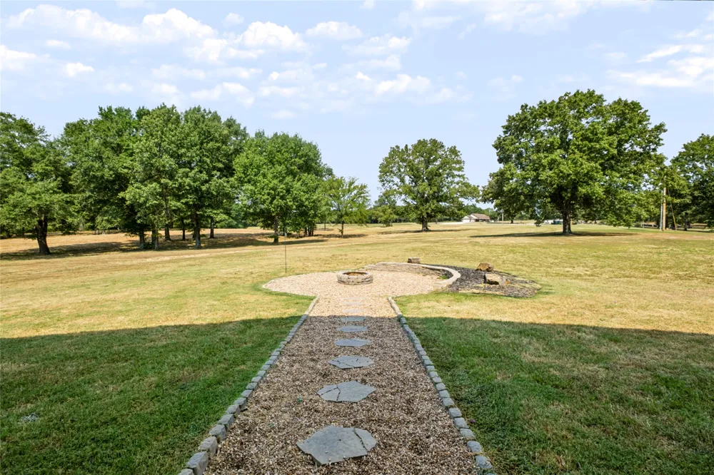 3607 S Half Bank Road Atoka, OK 74525