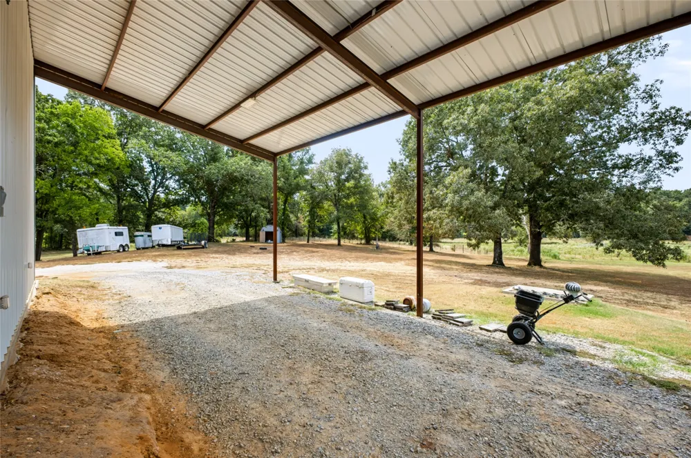 3607 S Half Bank Road Atoka, OK 74525
