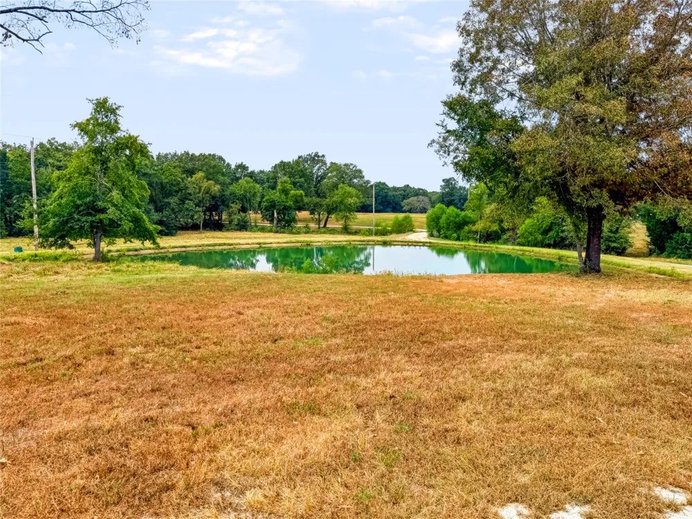 3607 S Half Bank Road Atoka, OK 74525