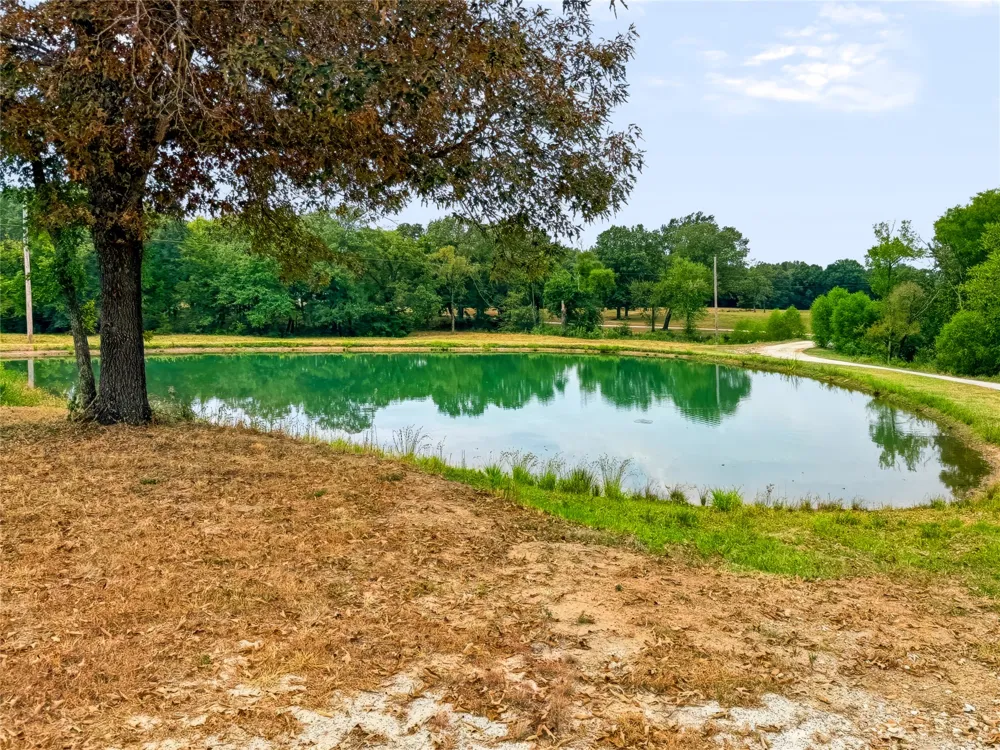 3607 S Half Bank Road Atoka, OK 74525