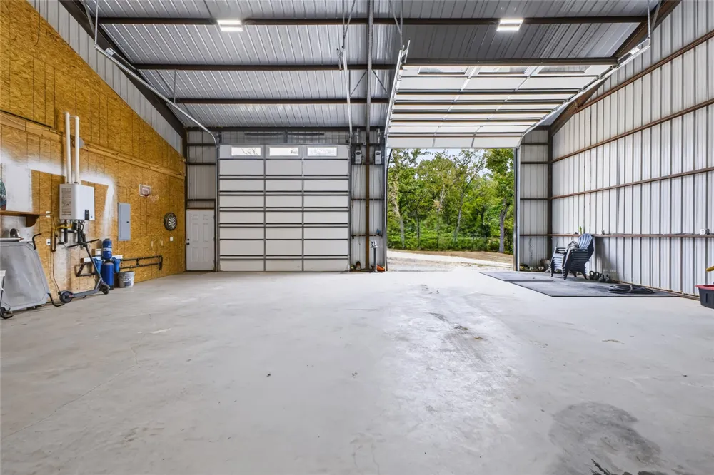 3607 S Half Bank Road Atoka, OK 74525