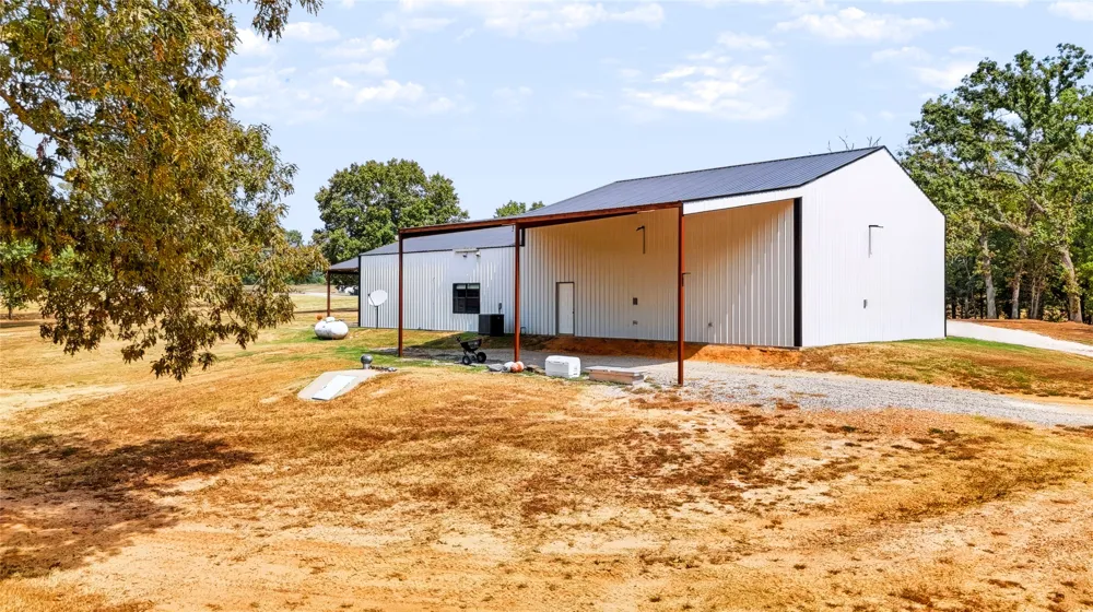 3607 S Half Bank Road Atoka, OK 74525