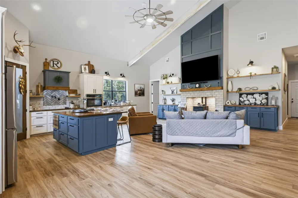 3607 S Half Bank Road Atoka, OK 74525