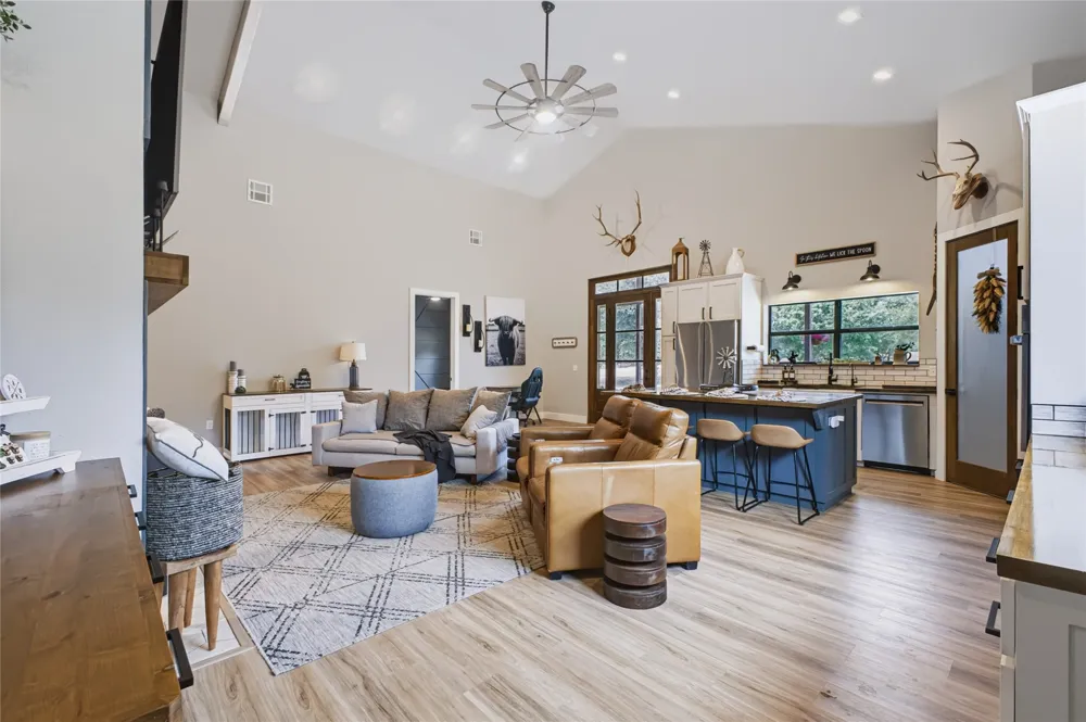 3607 S Half Bank Road Atoka, OK 74525