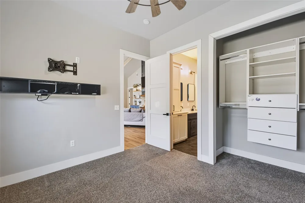 3607 S Half Bank Road Atoka, OK 74525
