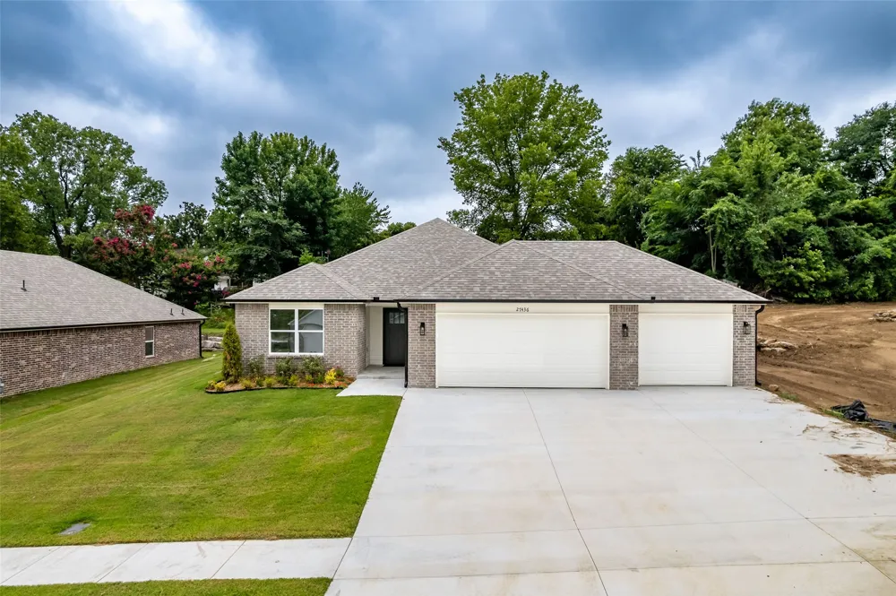 27436 E 125th Place S Coweta, OK 74429