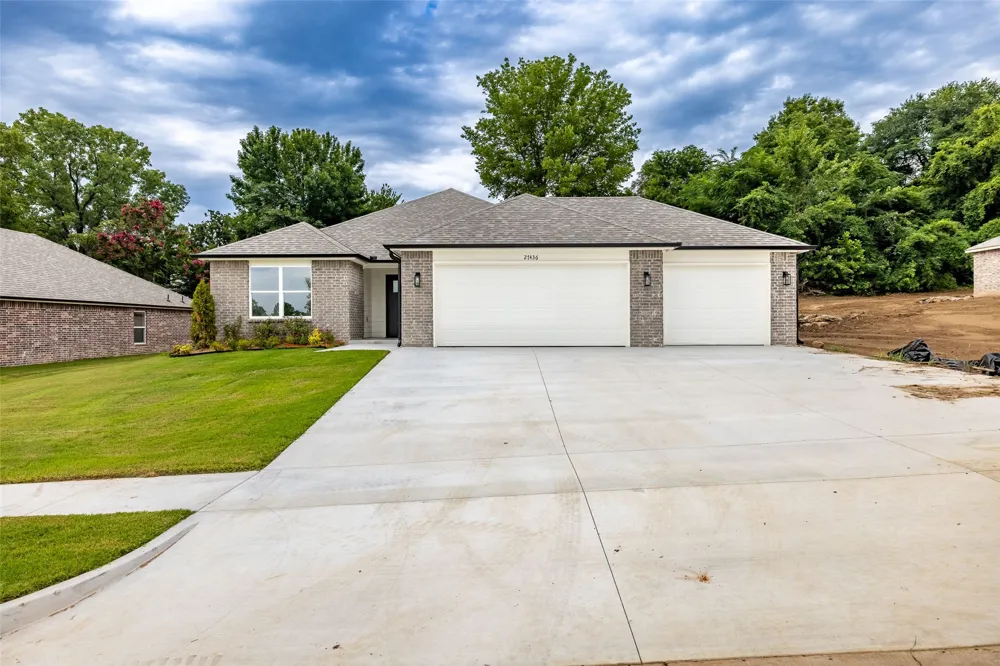 27436 E 125th Place S Coweta, OK 74429
