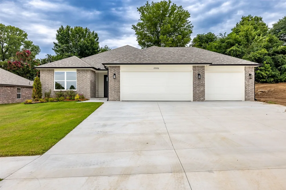 27436 E 125th Place S Coweta, OK 74429