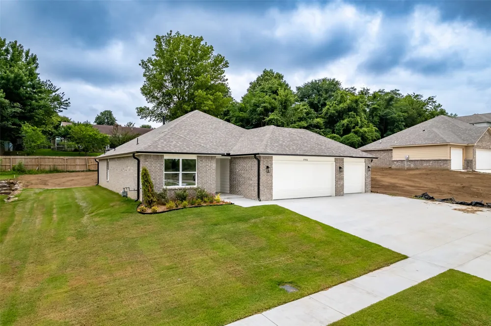27436 E 125th Place S Coweta, OK 74429