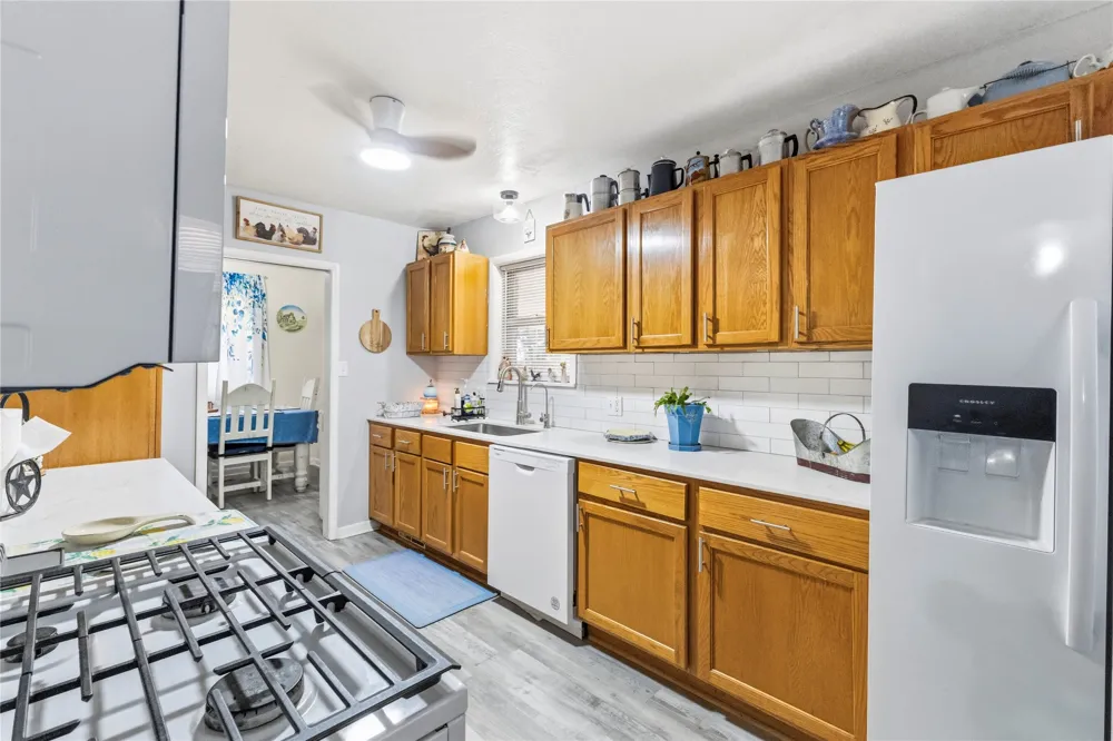 506 E Schmid Wynnewood, OK 73098