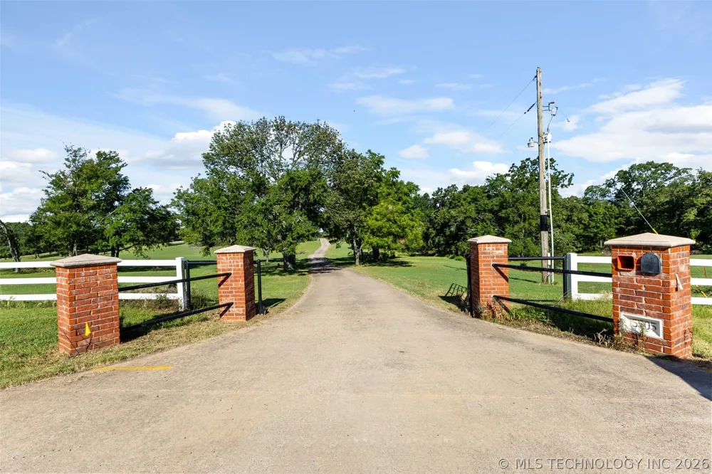 15505 County Road 3580 Ada, OK 74820