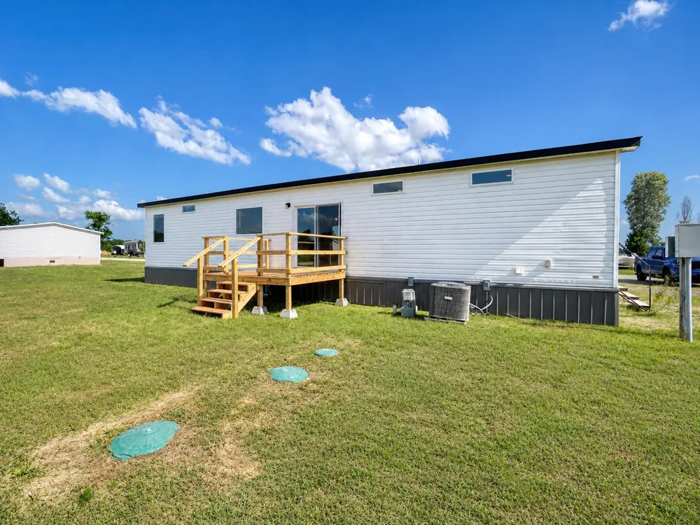 185 Cale Lane Calera, OK 74730