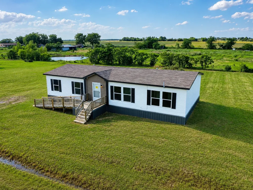 185 Cale Lane Calera, OK 74730