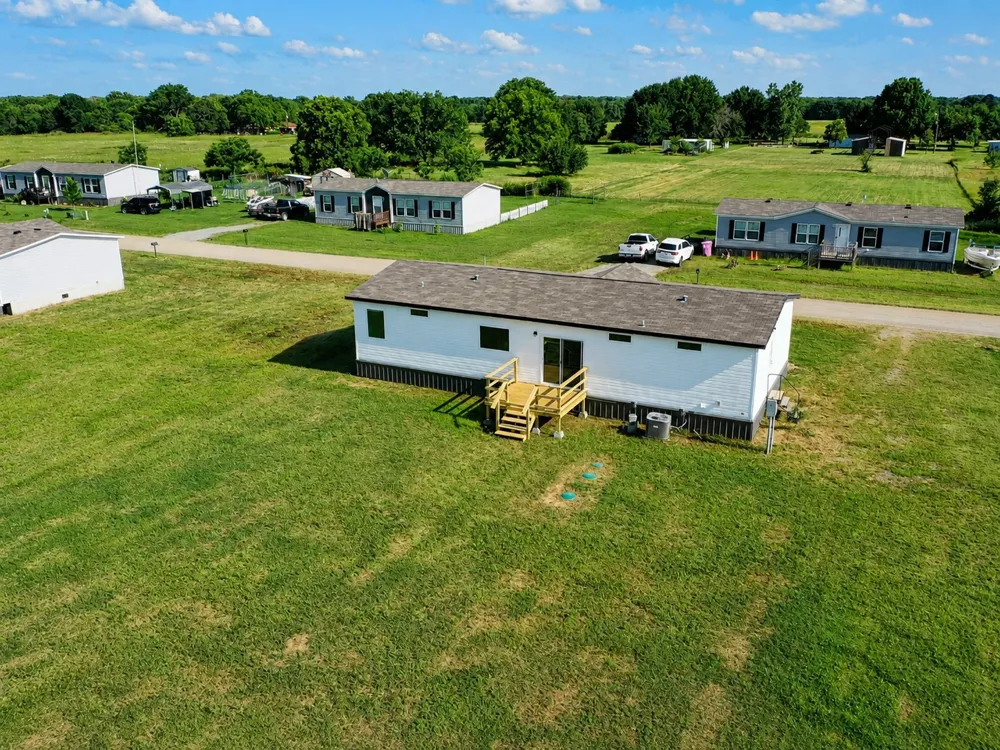 185 Cale Lane Calera, OK 74730