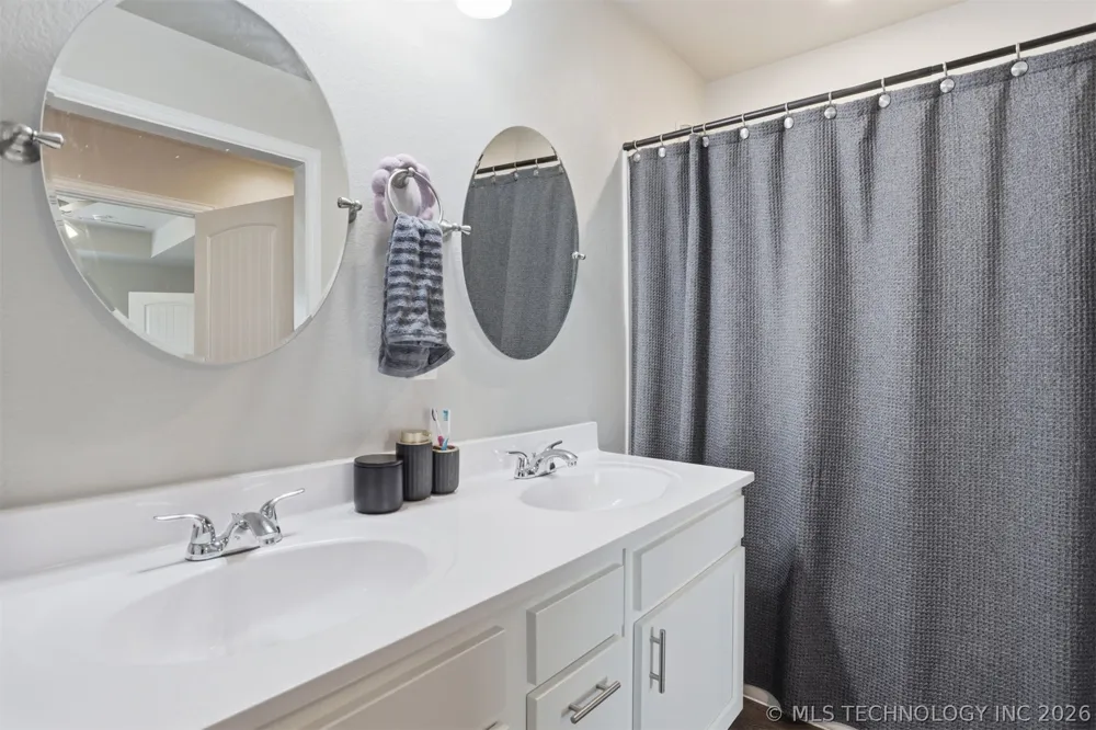 3439 Little John Drive Durant, OK 74701