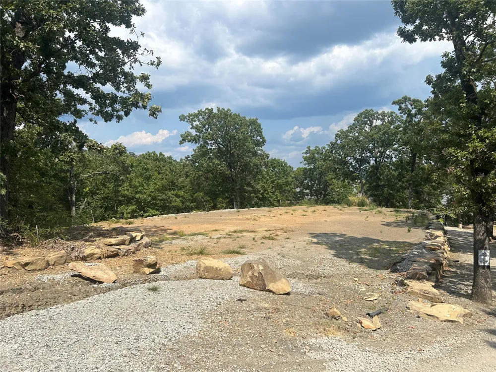200 Stone Ridge Road Eufaula, OK 74432