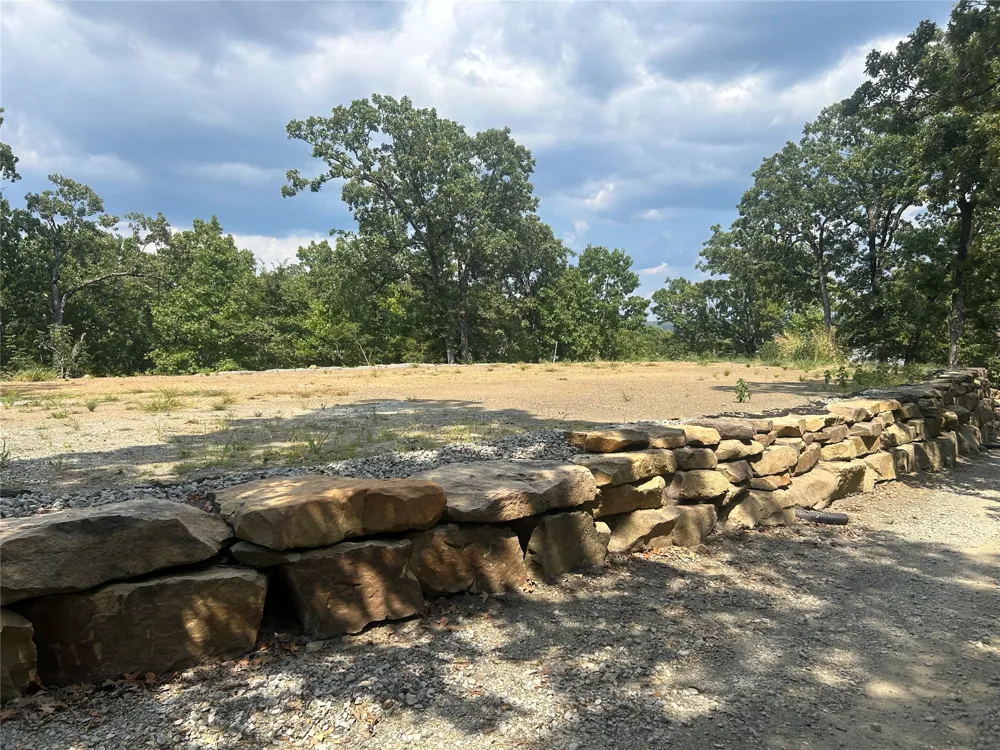 200 Stone Ridge Road Eufaula, OK 74432