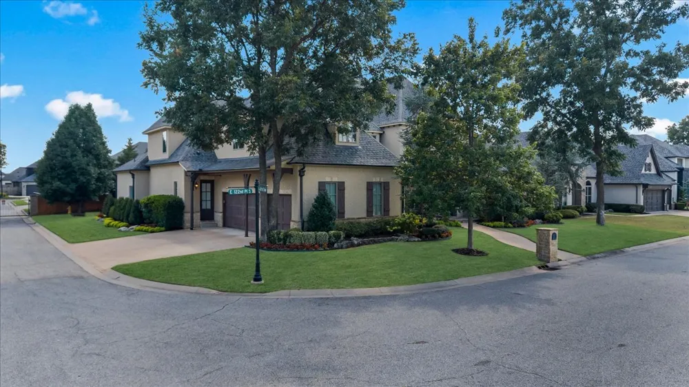 6682 E 122nd EastPlace S Bixby, OK 74008