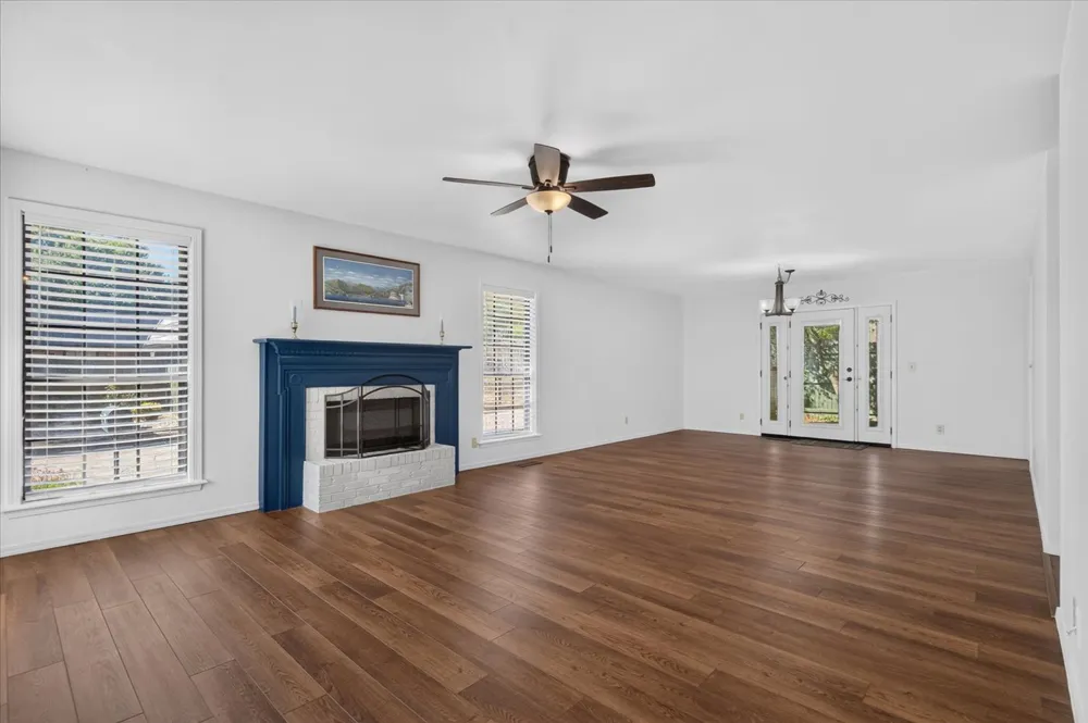 21 SE Shadowlake Drive #21 Bartlesville, OK 74006