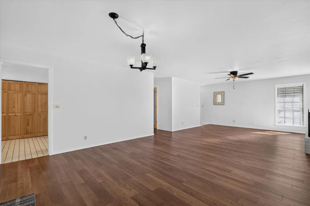 21 SE Shadowlake Drive #21 Bartlesville, OK 74006