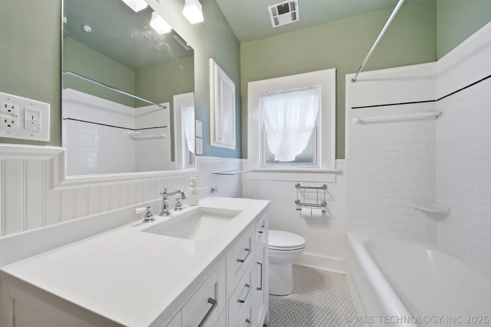 1844 E 16th Place Tulsa, OK 74104