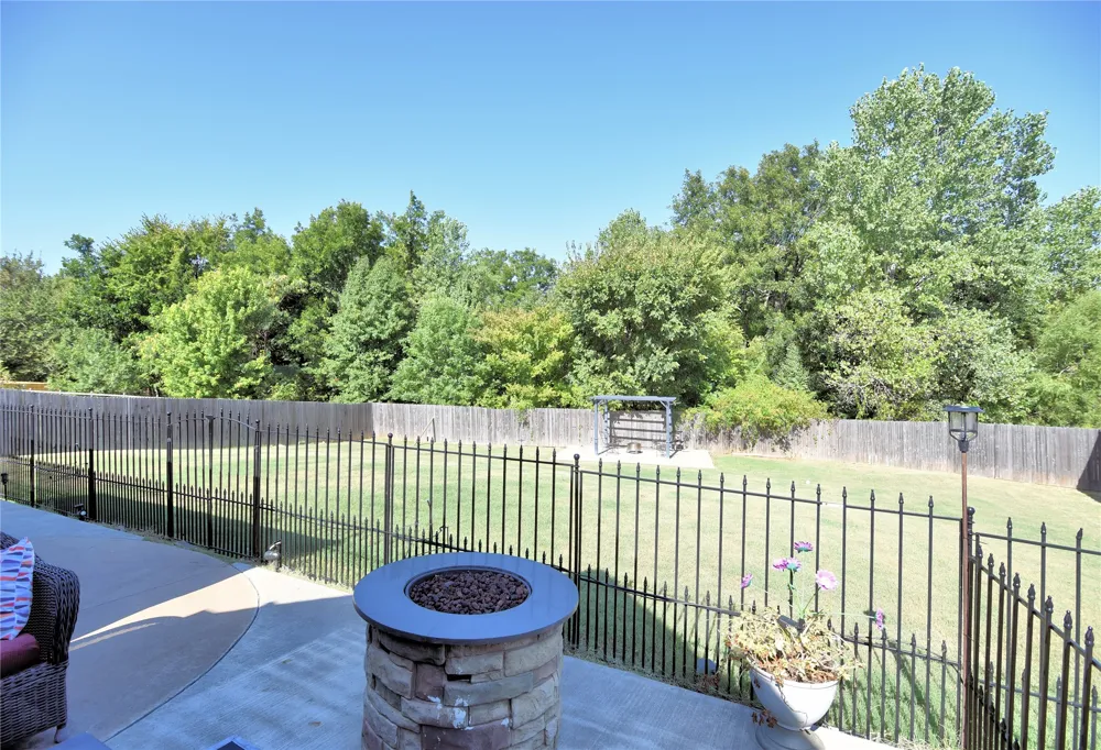 5916 S 13th Street Broken Arrow, OK 74011