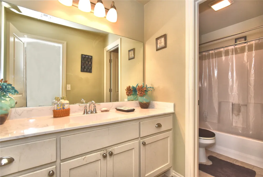 5916 S 13th Street Broken Arrow, OK 74011