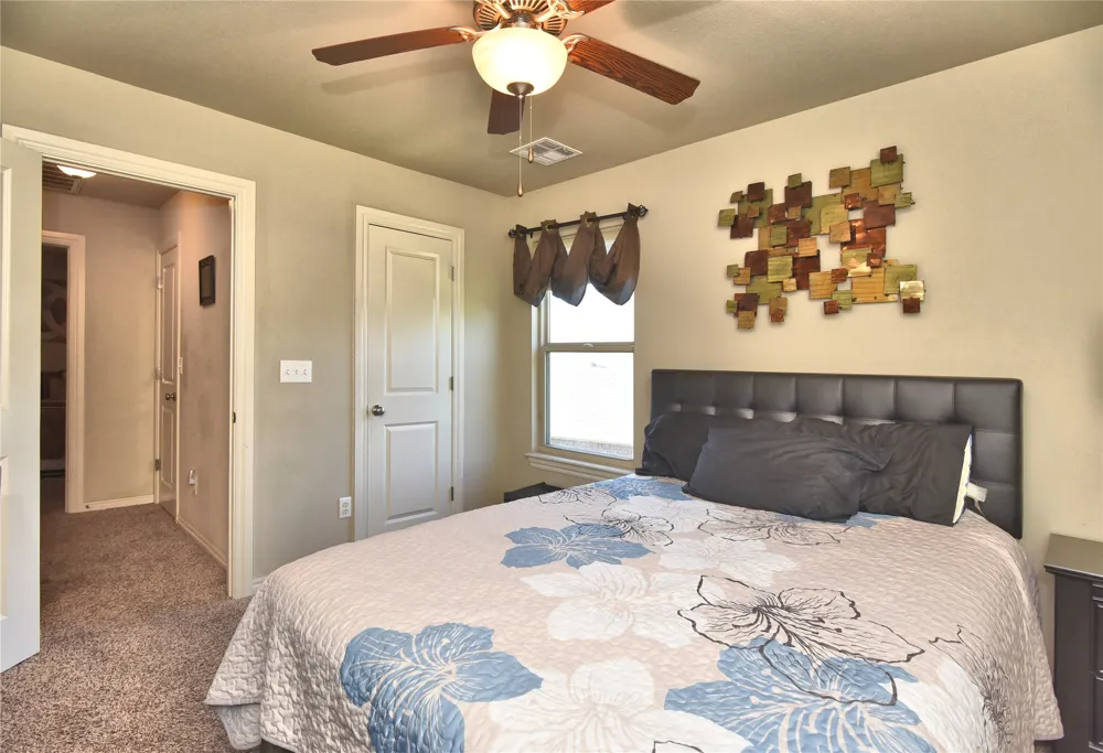 5916 S 13th Street Broken Arrow, OK 74011