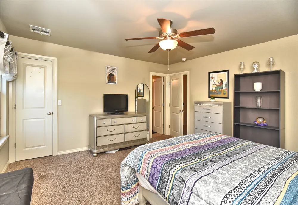 5916 S 13th Street Broken Arrow, OK 74011