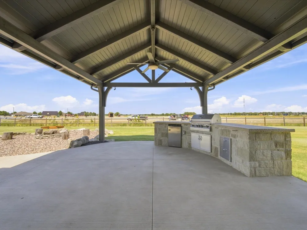 6075 E 145th Street Collinsville, OK 74021