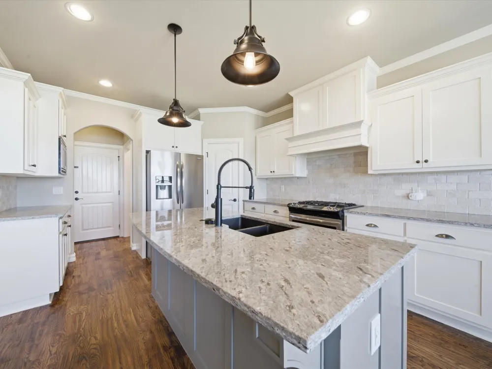 6075 E 145th Street Collinsville, OK 74021