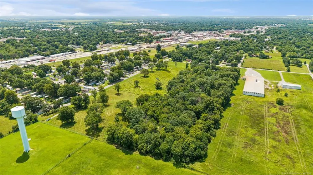 514 A STREET NW Pryor, OK 74361