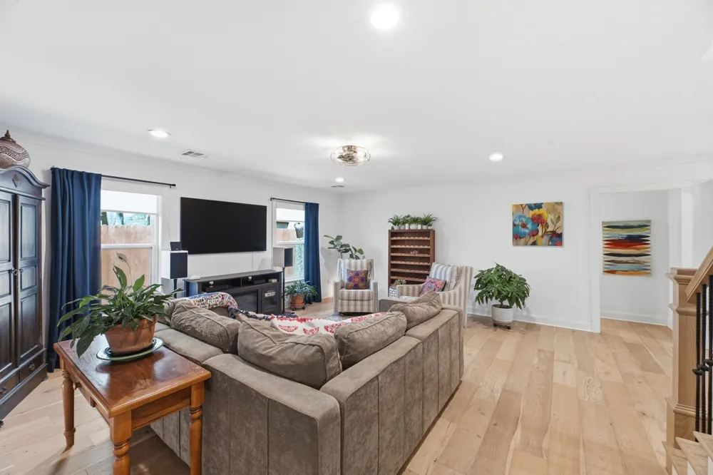 128 E Jackson Street Broken Arrow, OK 74012