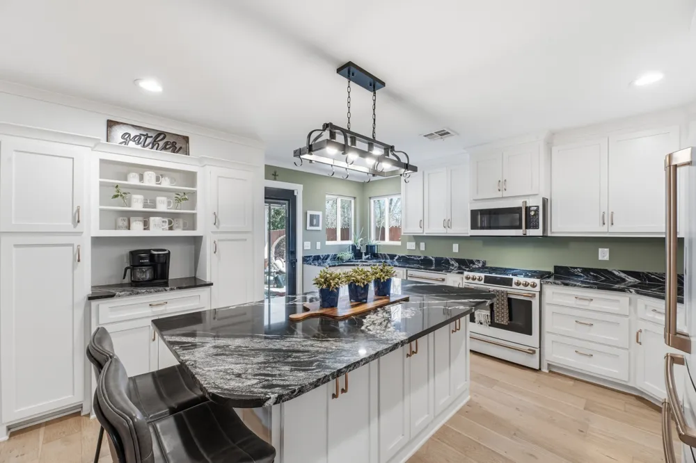 128 E Jackson Street Broken Arrow, OK 74012